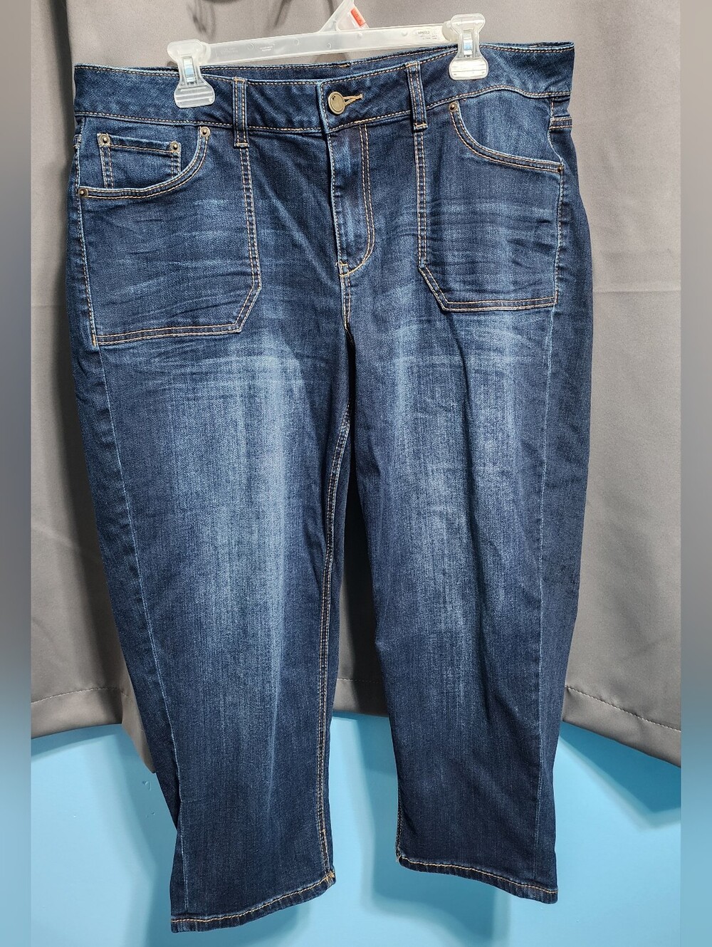Lane Bryant Plus Size Dark Wash Denim Capri Jeans Front Patch Pockets